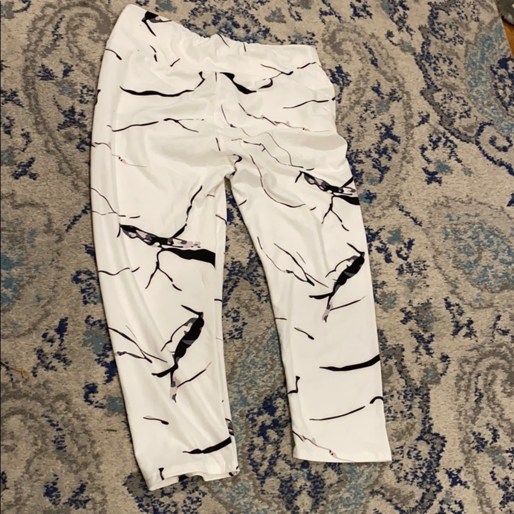 Soft cropped leggings